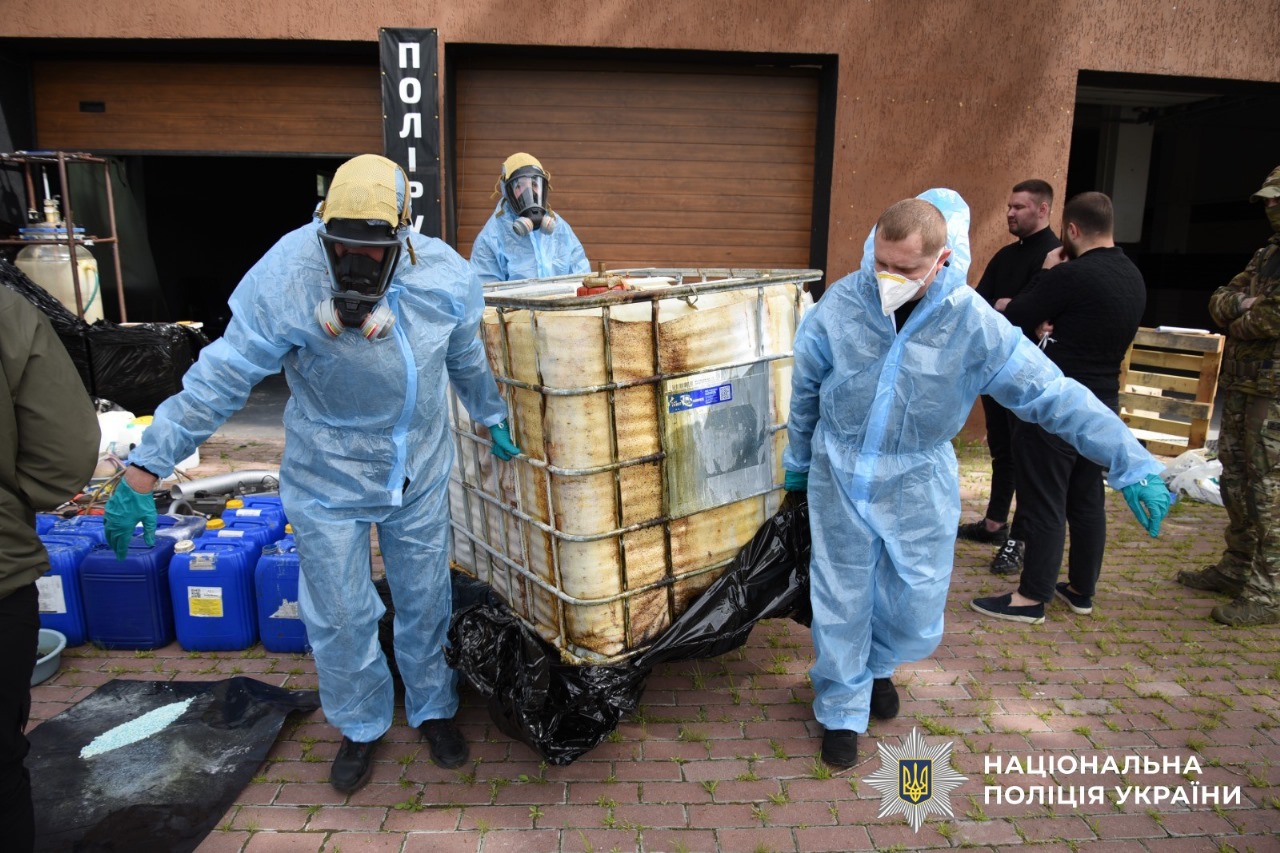 nark5 - Понад 17 млн доз наркотиків: нацполіція знешкодила злочинну організацію. Фото - rai.ua