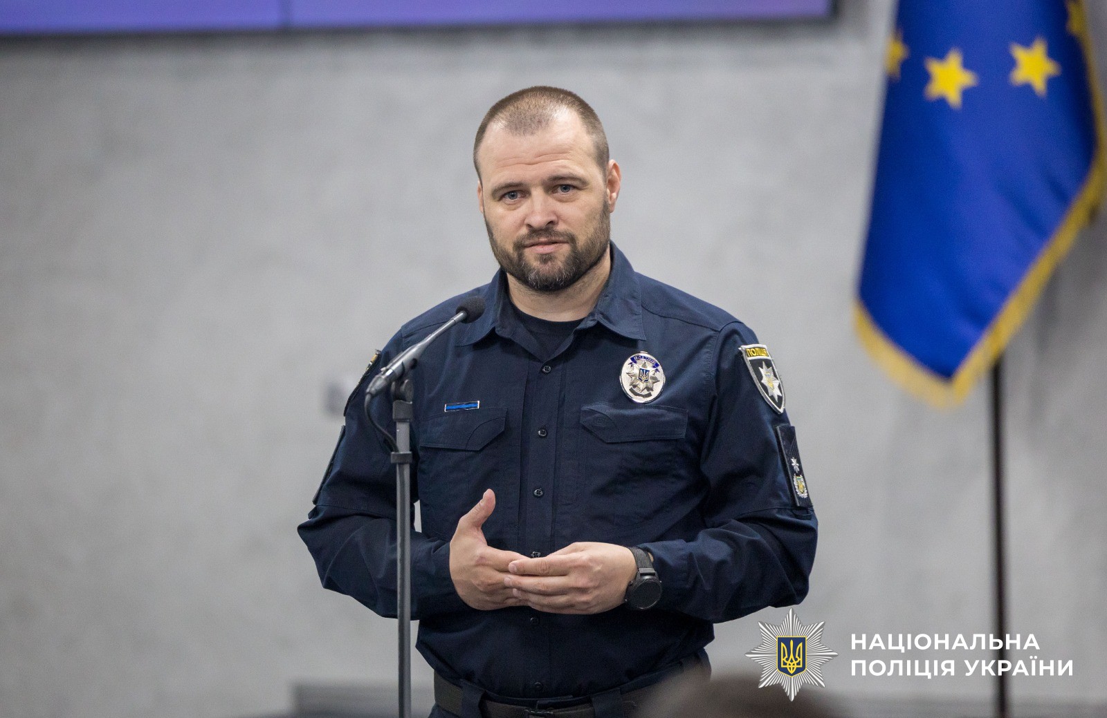 ofi2 1 - У Нацполіції відзначили кращих поліцейських офіцерів громад - rai.ua