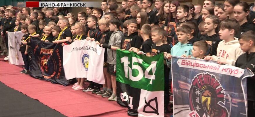 В Івано-Франківську відбувся турнір з Муай Тай в честь Романа Корнути
