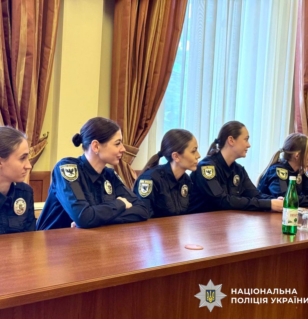 osvit3 - 11 офіцерів приступають до роботи в навчальних закладах Івано-Франківщини - rai.ua