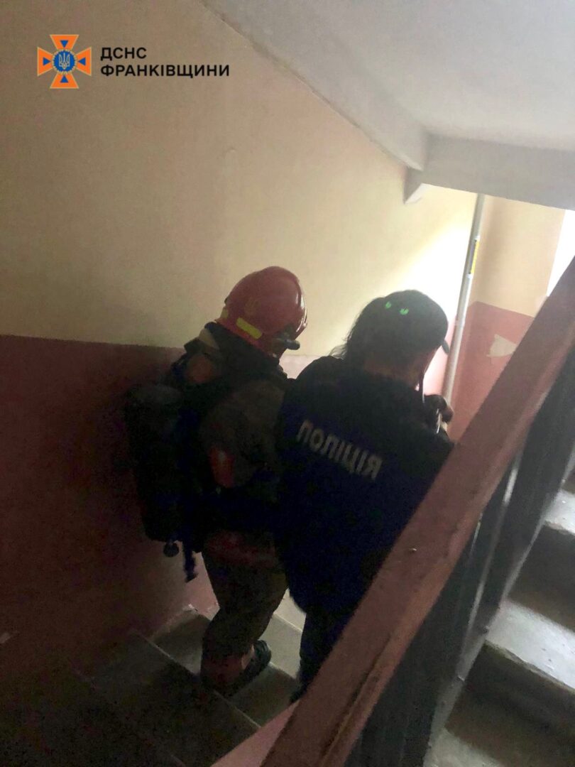 plzh3 - Івано-Франківськ: по вулиці Хіміків задимілась квартира - rai.ua