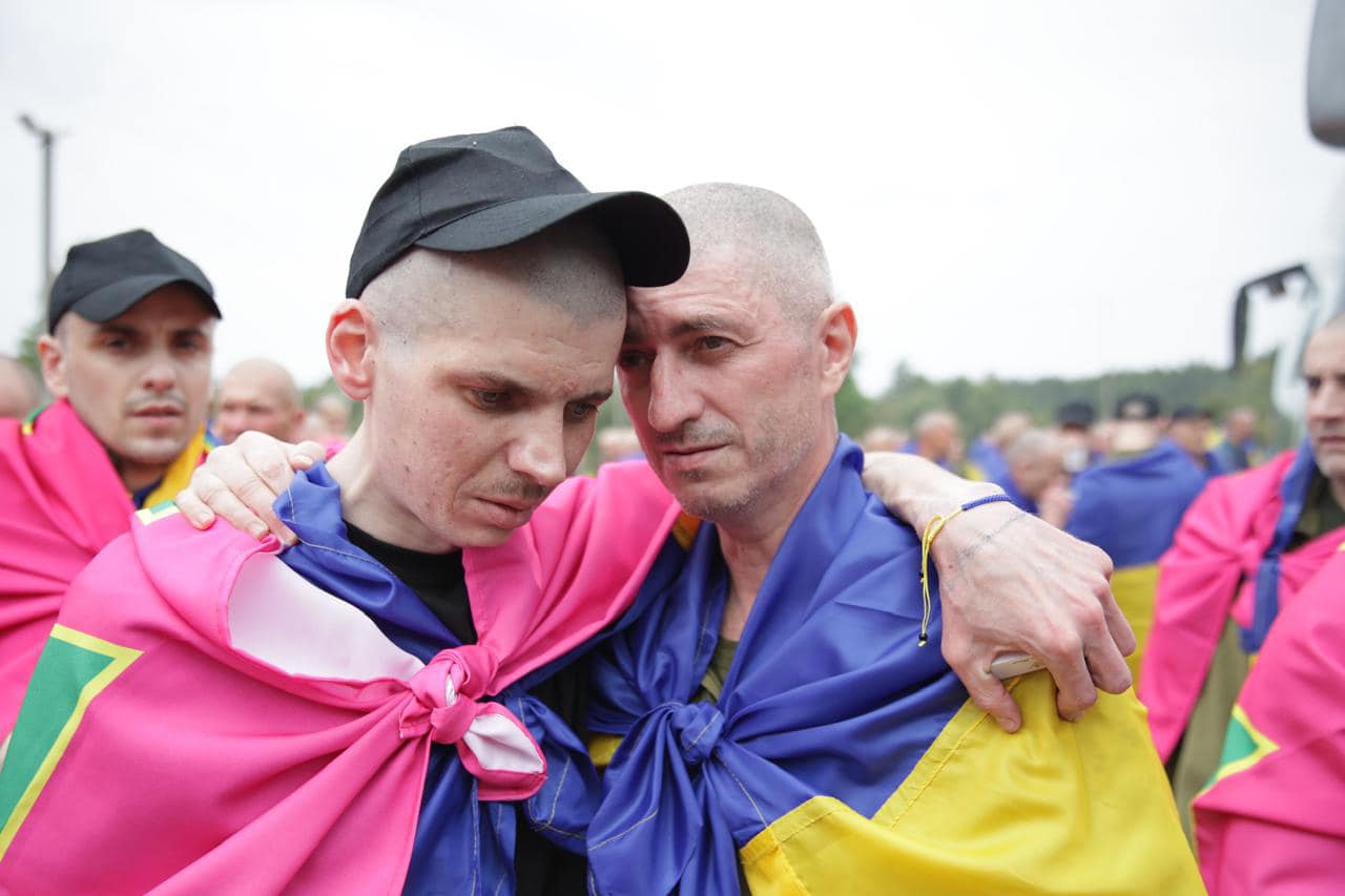 polon0 - Масштабний обмін: 303 українці повернулися додому з полону - rai.ua