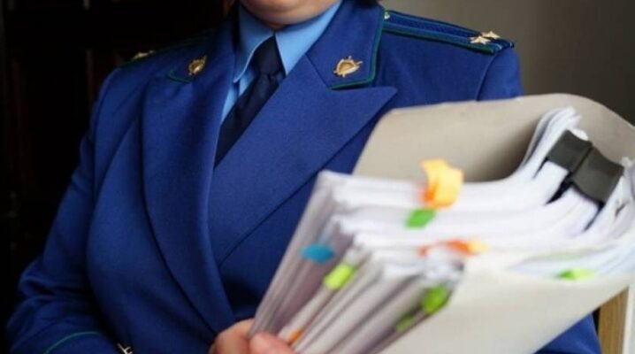 Прокуратура повернула громаді на Прикарпатті ділянку зі ставком