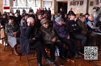 В Івано-Франківському драмтеатрі презентували історії мешканців Прихистку. Відео