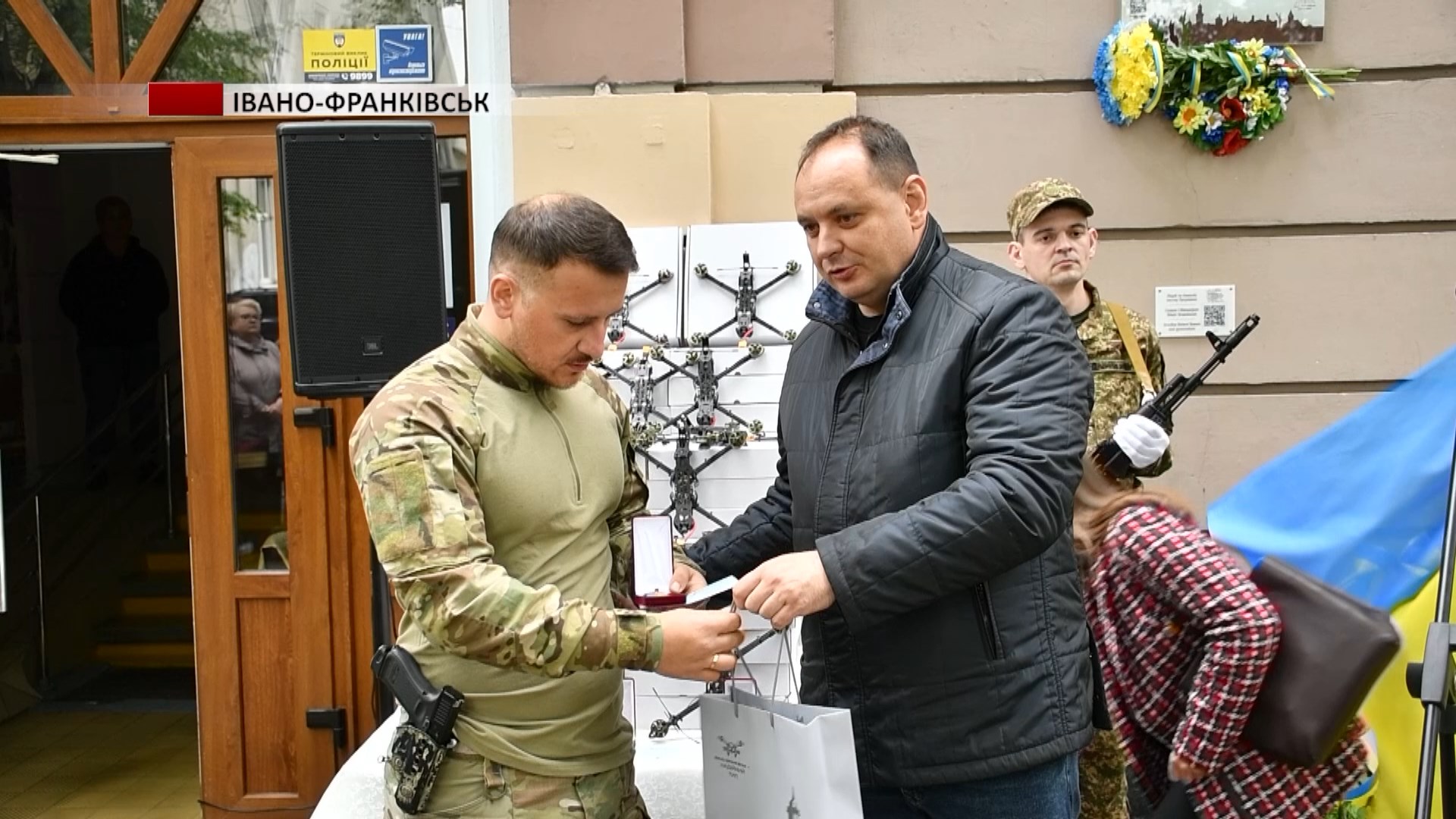 vshash - У Ліцеї №3 відкрили анотаційні дошки на честь полеглих захисників - rai.ua