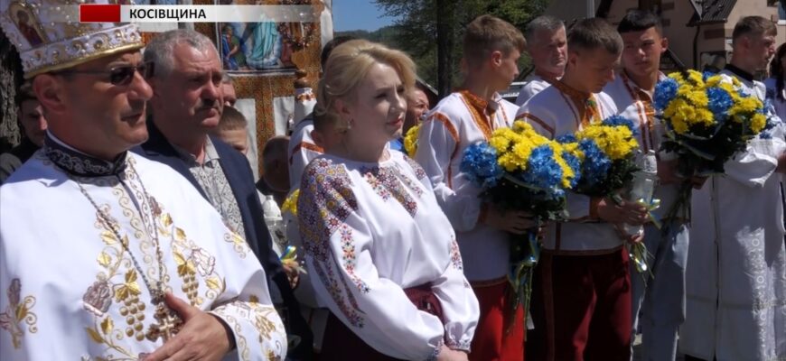 Очільниця Прикарпаття вшанувала родини загиблих у Космачі та Рожневі. Відео