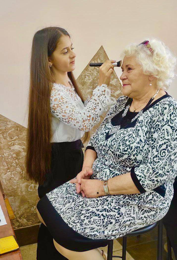 zhin4 - В Івано-Франківську відбувся проєкт «Сила жінки-матері» - rai.ua