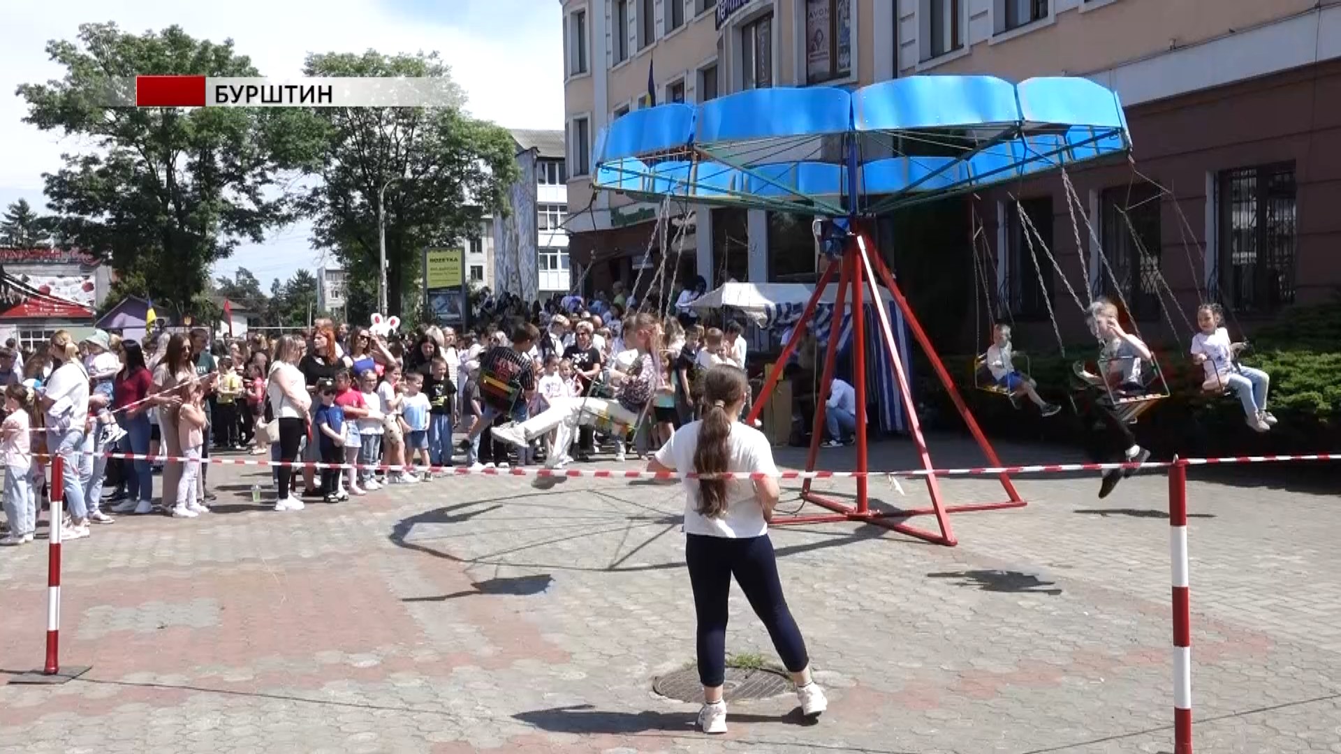 blh - Концерти, вогняне шоу, мотозаїзд: у Бурштині для дітей організували дійство - rai.ua