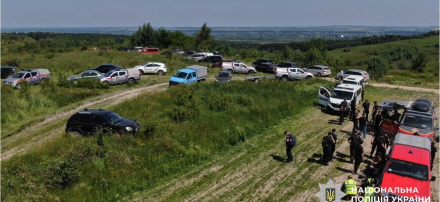 Вже добу тривають масштабні пошуки малолітнього Кирила Боднарука