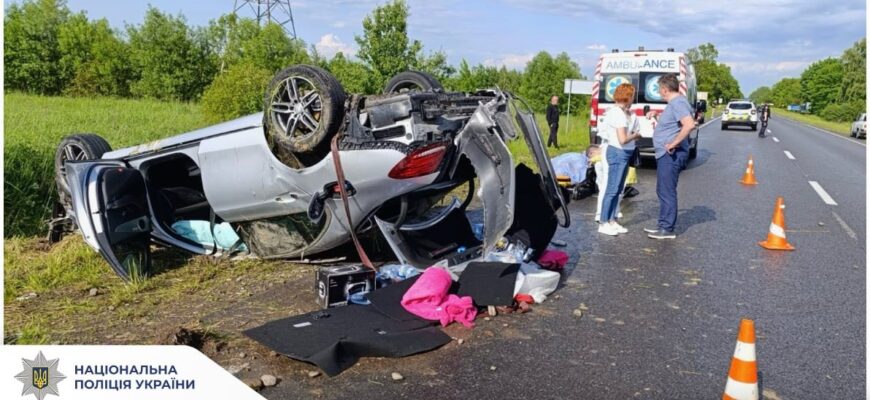 Деталі аварії, у якій загинув водій легковика