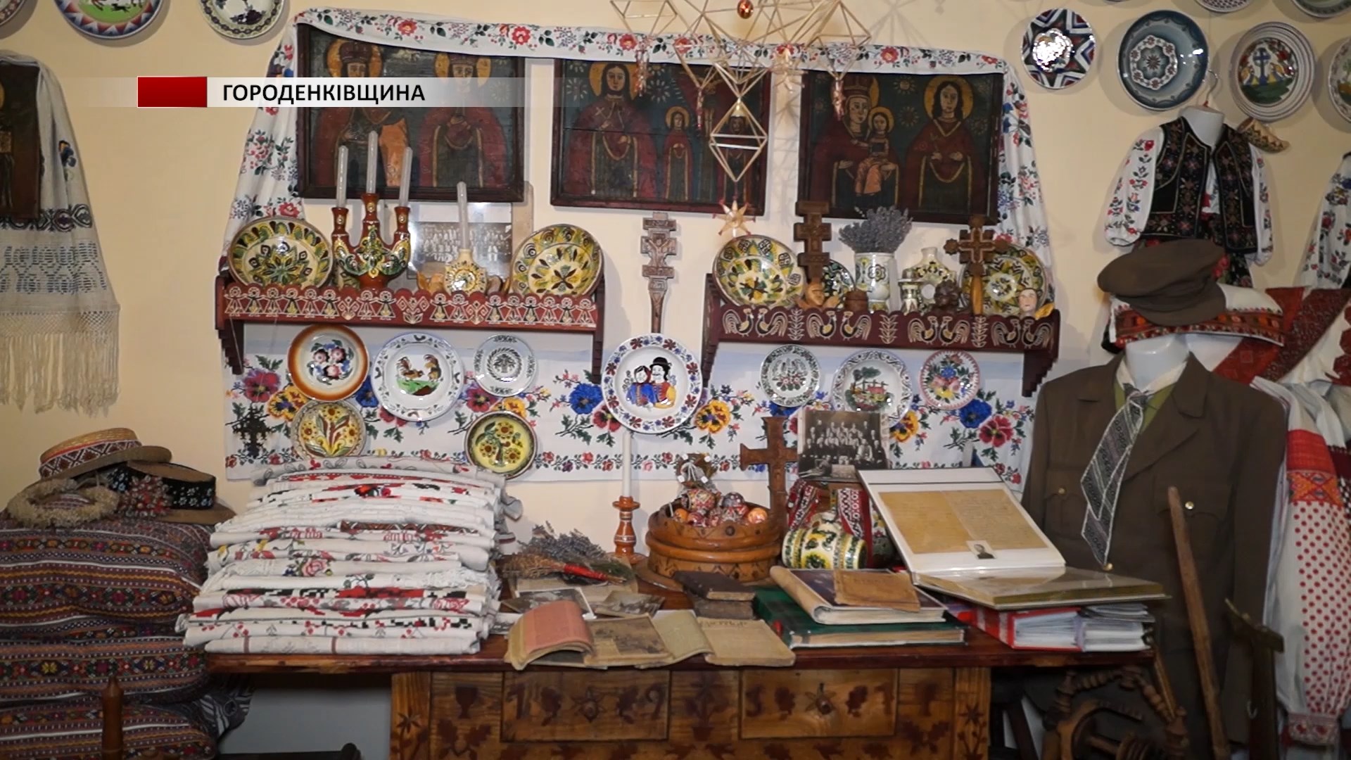 etno5 - На Городенківщині жінка створила музей старожитностей. Відео - rai.ua