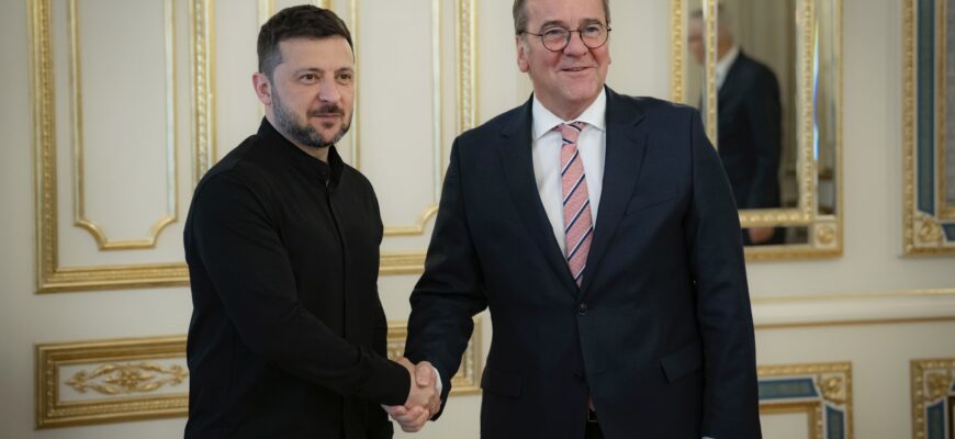 В Україні вже вп’яте з візитом Федеральний міністр оборони Німеччини