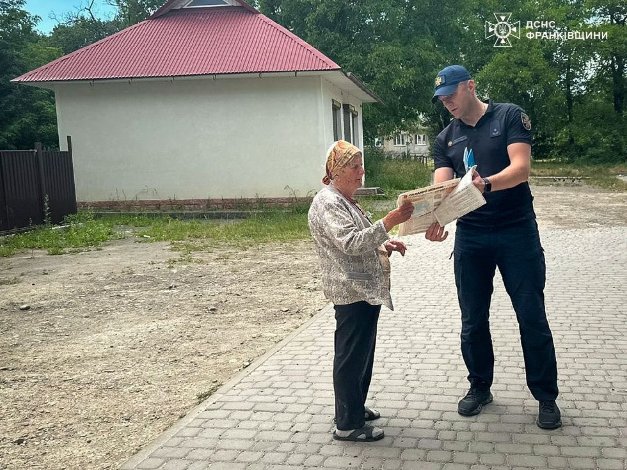 l8 - Рятувальники нагадують людям поважного віку про правила безпеки влітку - rai.ua