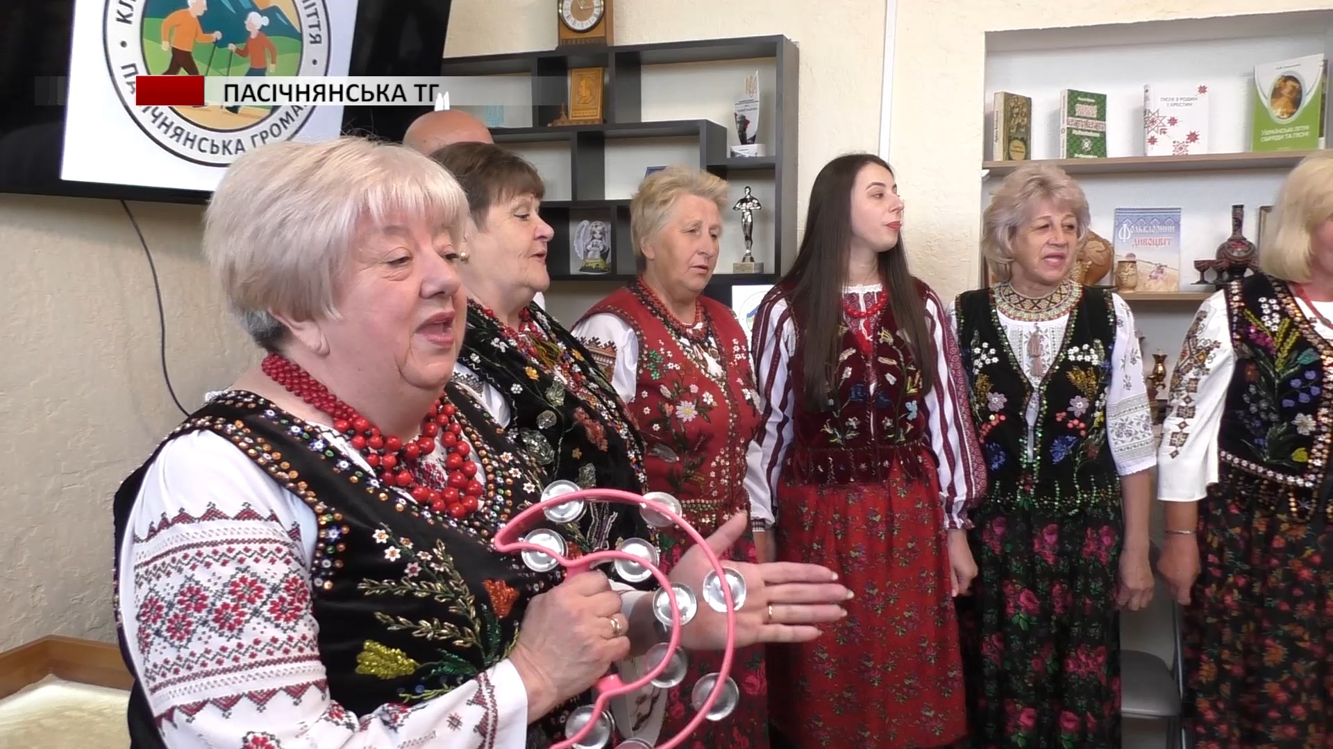 magda - У селі Пнів Пасічнянської громади відкрили клуб активного довголіття. Відео - rai.ua