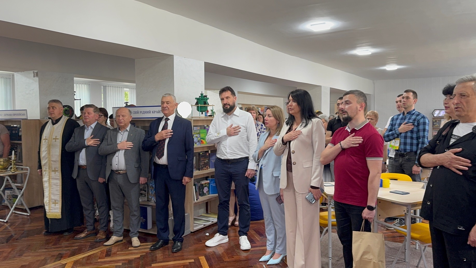 med6 - Медіатеку відкрили в Калуському політехнічному фаховому коледжі - rai.ua