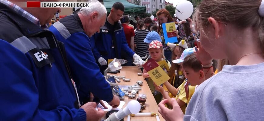 В УКД відбувся традиційний ярмарок професій. Відео