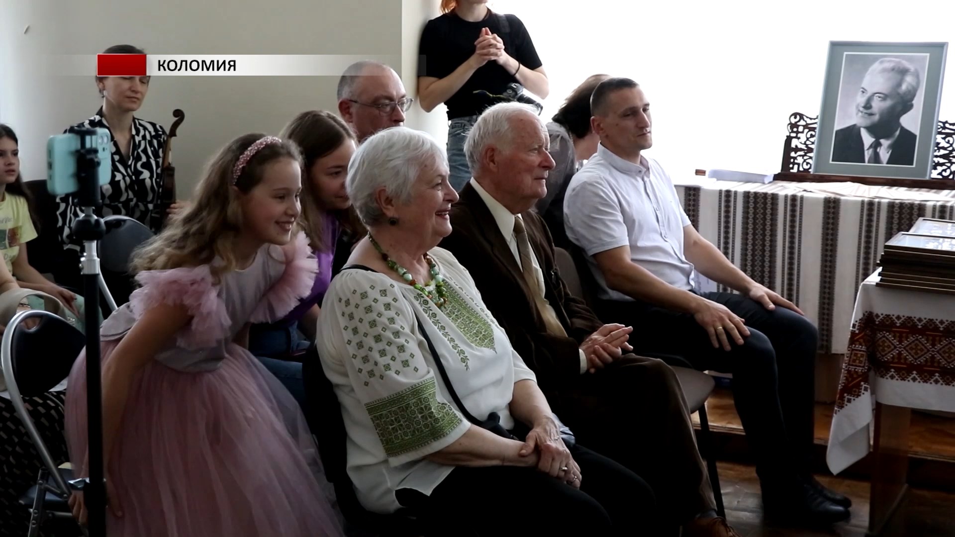 papa - Учням Коломийської ДМШ №1 вручили премії. Відео - rai.ua