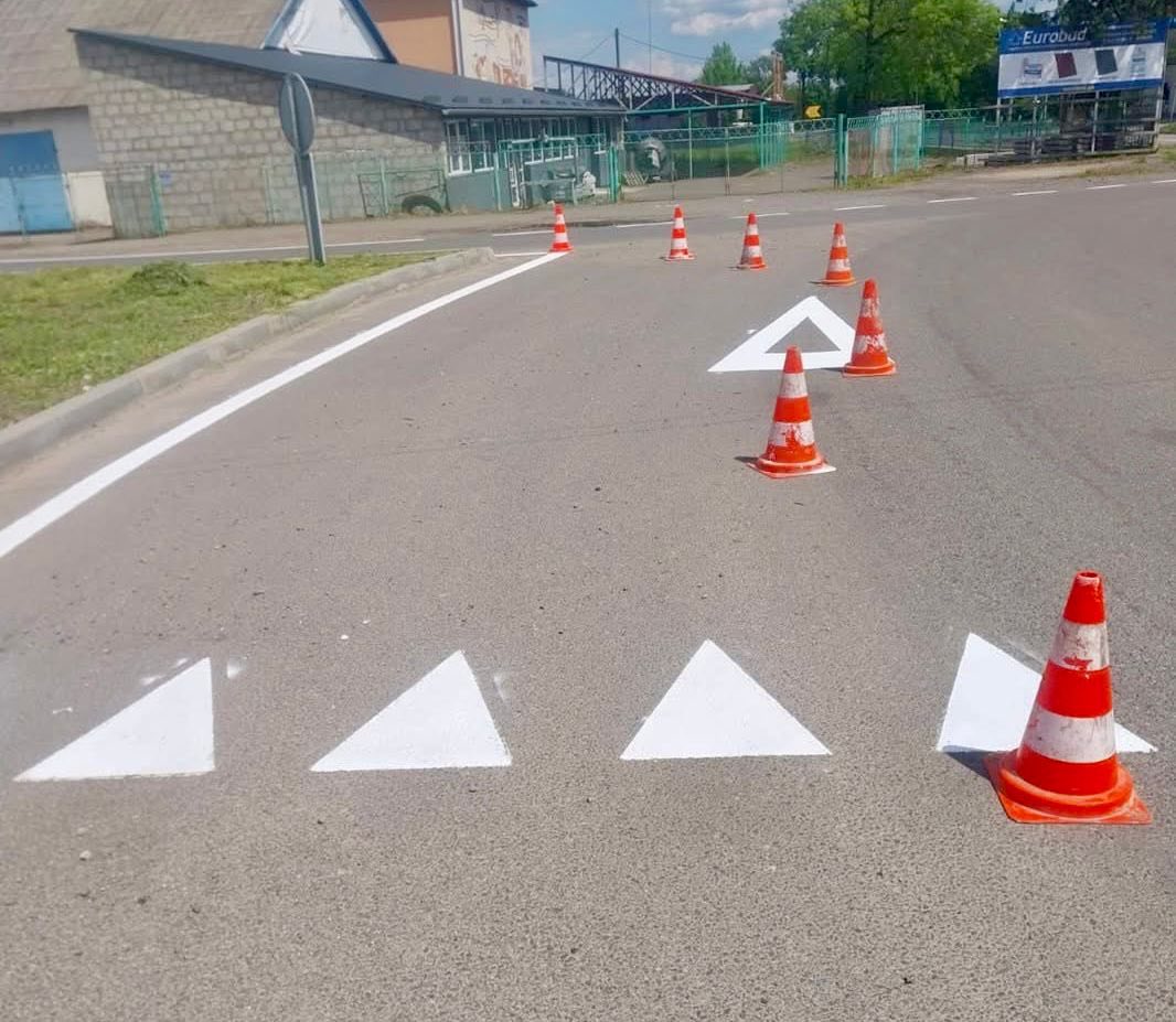 stru7 - На дорогах Прикарпаття тривають ремонтні роботи - rai.ua