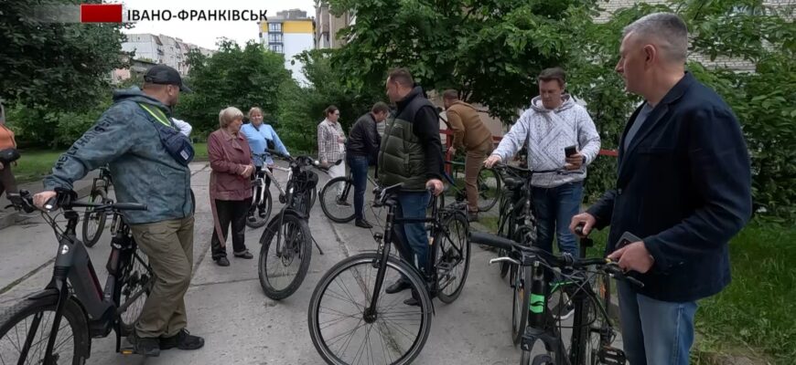 Руслан Марцінків здійснив велоінспекцію мікрорайону Пасічна. Відео