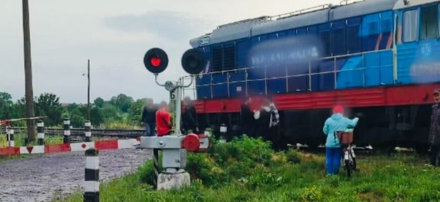 Коломийський район: поїзд здійснив наїзд на дитину