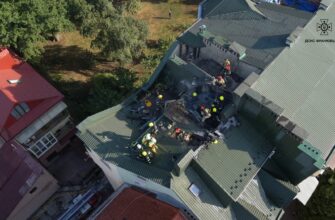 Івано-Франківськ: по вулиці Грушевського горів будинок
