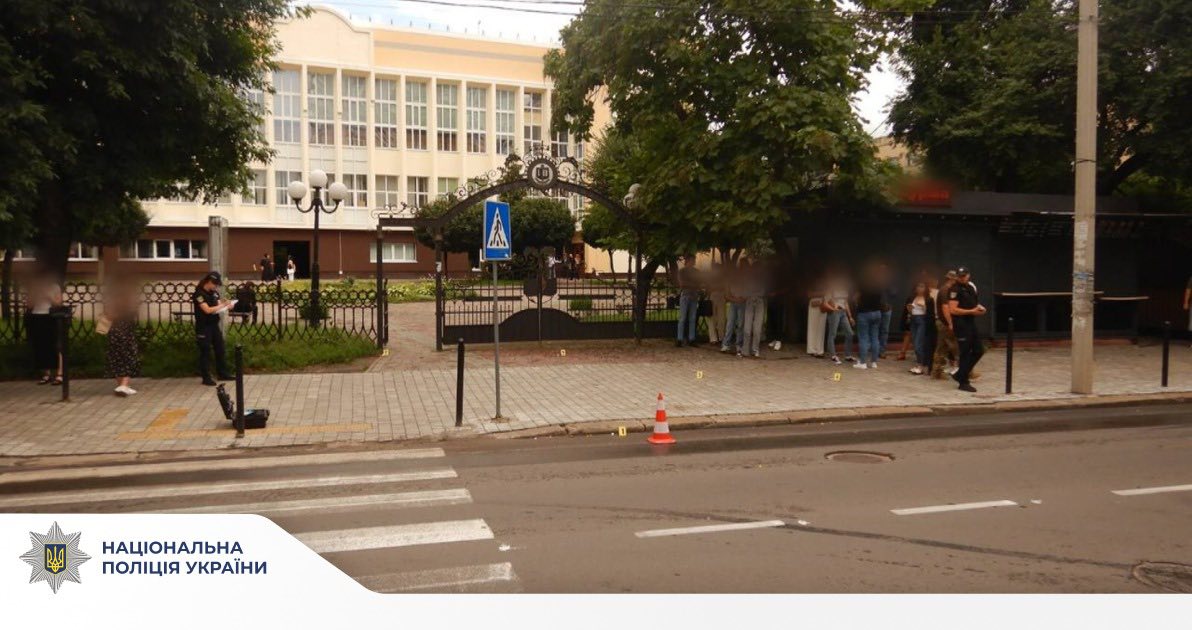 chornvi - Вчинили серію грабежів за ніч: прикарпатські поліцейські затримали зловмисників - rai.ua
