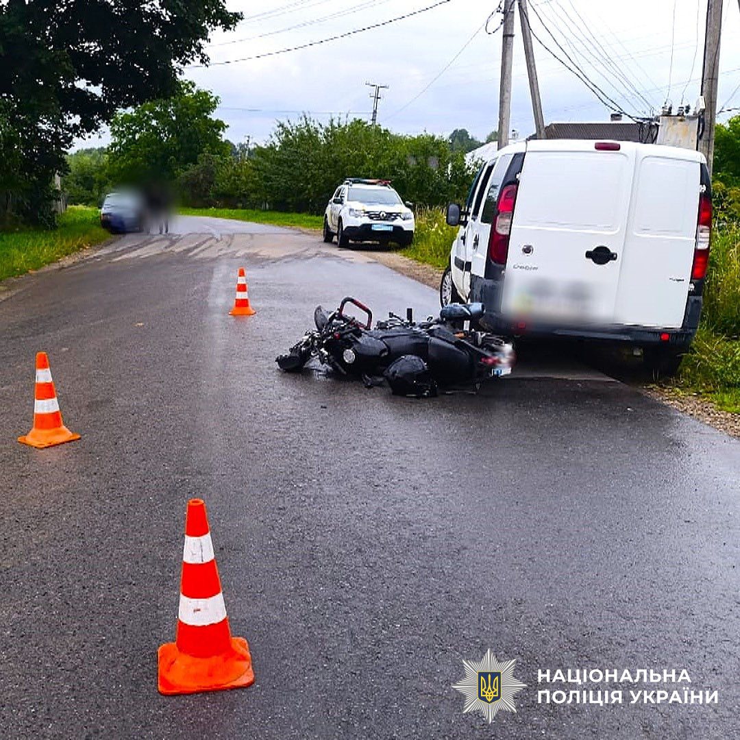 dvla - Село Спас: в ДТП травмувався мотоцикліст - rai.ua