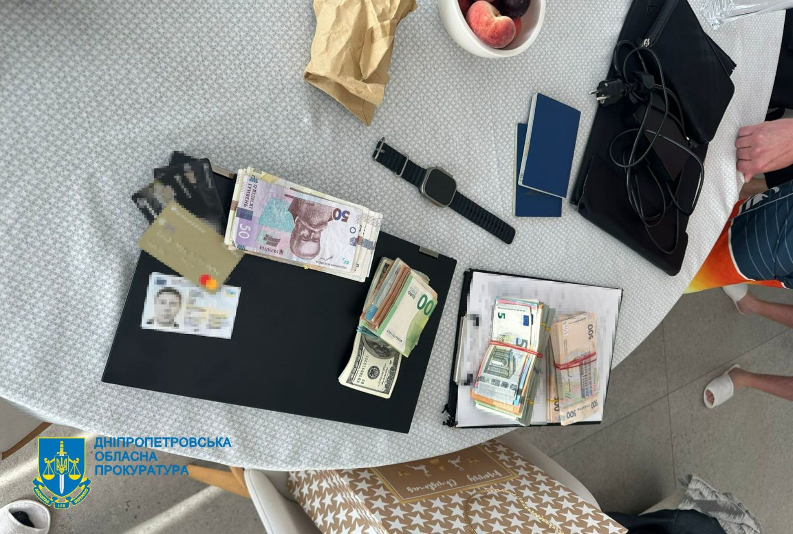 ed3 - Заволоділи майже 7 млн грн на укриттях у школах: на Дніпропетровщині повідомлено про підозру посадовиці міськради - rai.ua