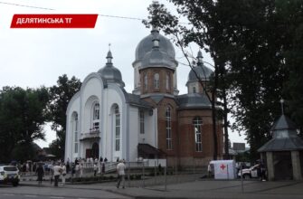 У Делятині на Надвірнянщині освятили новозбудований храм. Відео