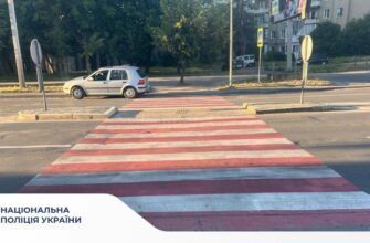 Поліцейські з’ясовують обставини ДТП, де травмовано 10-річного пішохода