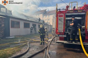 В Калуському районі трапилась масштабна пожежа на підприємстві