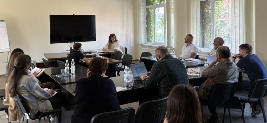 На Івано-Франківщині тривають навчання з питань безпечного поводження з пестицидами