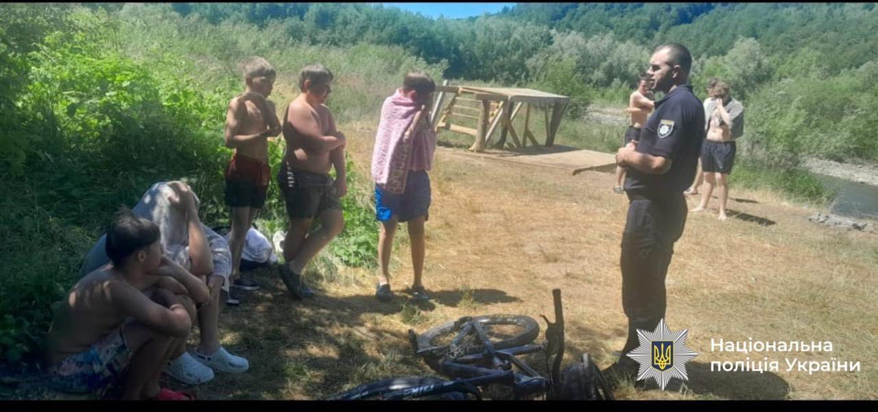 rich56 - Безпека на воді: прикарпатські поліцейські продовжують профілактичну роботу - rai.ua