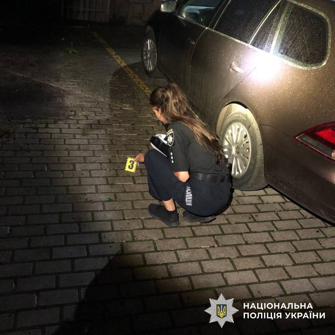 sk89 - Поліцейські затримали молодиків, які двічі викрали авто в Івано-Франківську - rai.ua