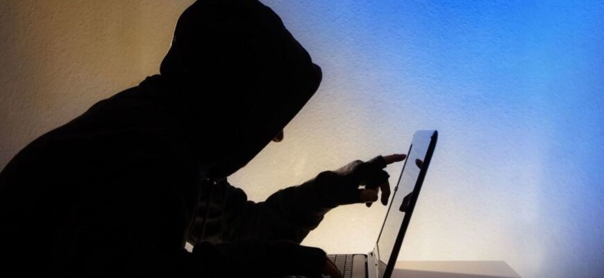 Псевдобанкір видурив у жінки майже 100 тисяч гривень