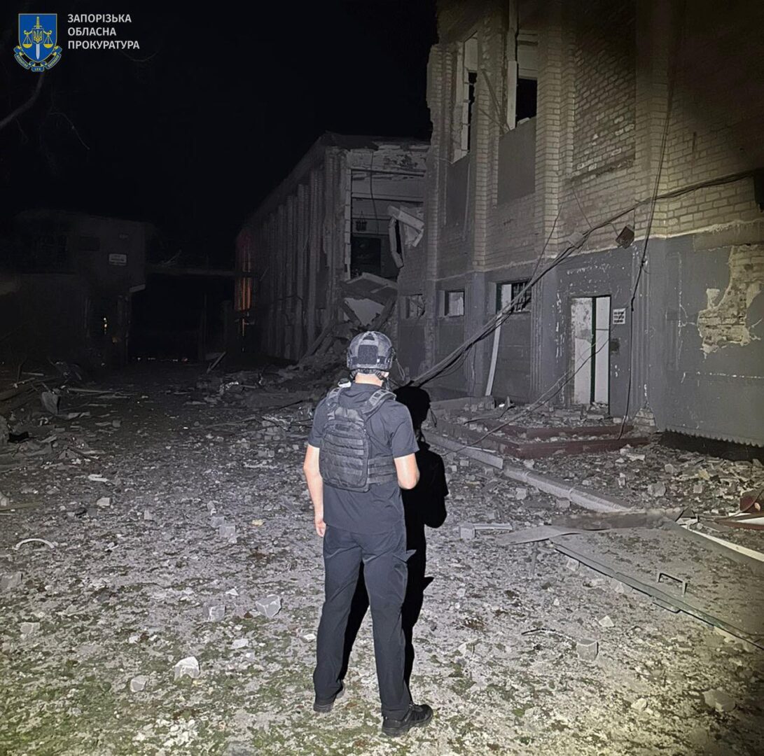 z r - 16 людей загинули, ще 43 — поранено внаслідок удару по Запорізькій області - rai.ua