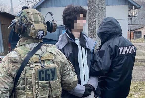 17 1 - Судитимуть двох буковинців, які хотіли вчинити теракт - rai.ua