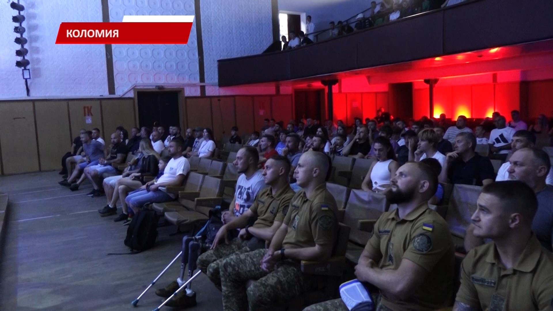 arporo - У Коломиї під час турніру ММА провели благодійний аукціон. Відео - rai.ua