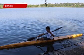 Долинським веслувальникам подарували байдарку. Відео
