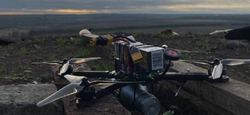 Бійці 427 окремого полку «Рарог» отримали 56 нових пультів управління