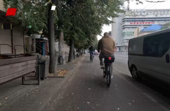 Руслан Марцінків із комунальниками об’їхали майже весь район Набережної. Відео