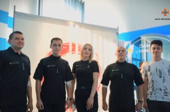 Прикарпатські рятувальники здали кров для поранених військових