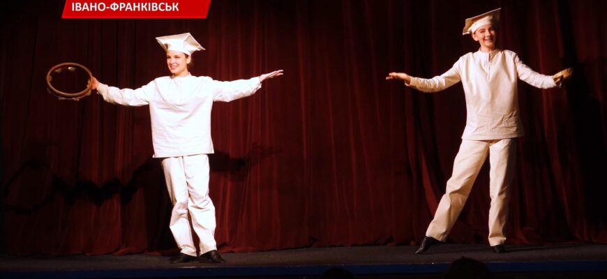 Івано-Франківський театр ляльок відкрив 81-й сезон. Відео