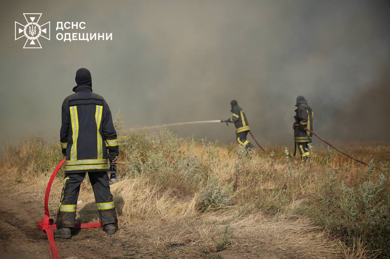 ogrlsh - Одещина: вогнеборці ліквідували масштабну пожежу на площі близько 25 га - rai.ua