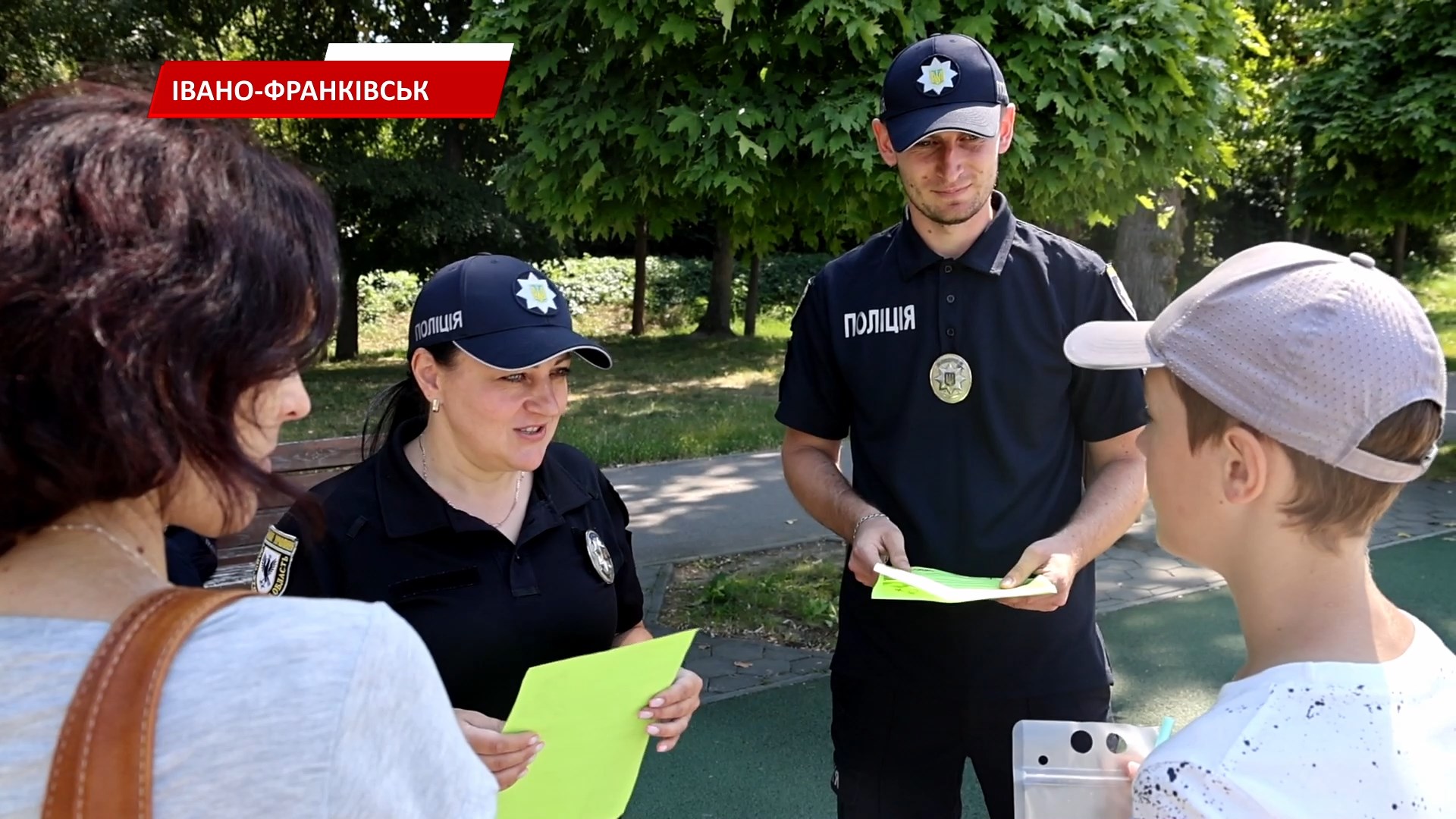 peros2 - Ювенальні поліцейські Прикарпаття продовжують профілактичну роботу. Відео - rai.ua