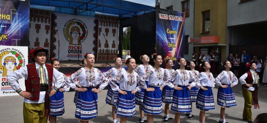 У Рогатині відбувся XII фестиваль «Пісні Опілля»