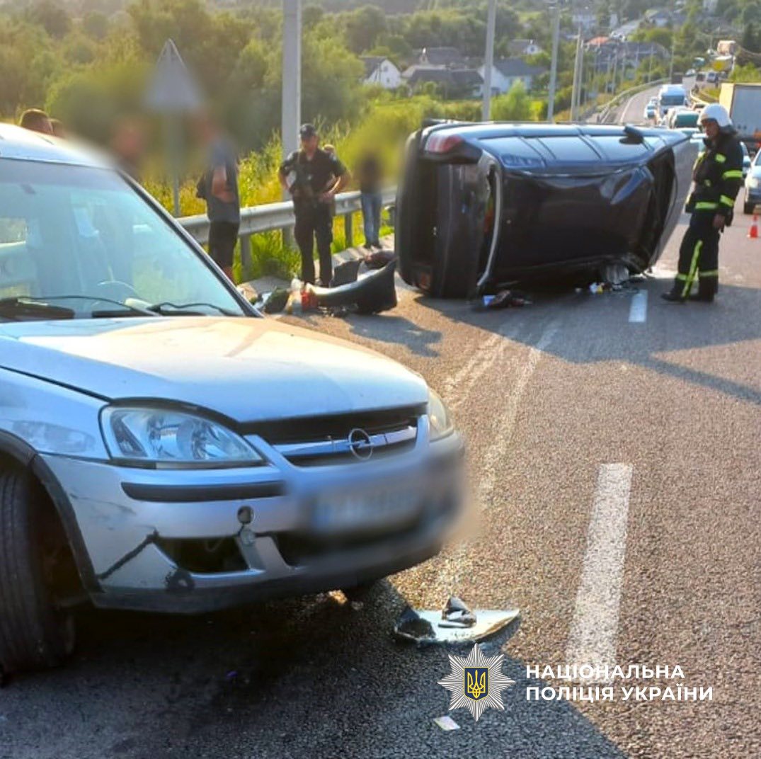 polgshchd - В Калуській та Солотвинській ТГ трапились ДТП. Фото - rai.ua