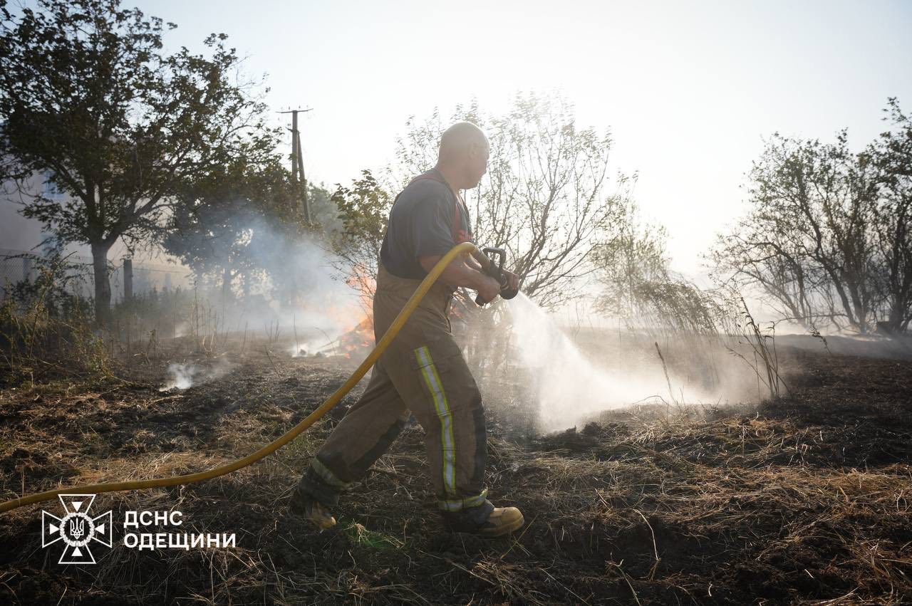 prrpo - Одещина: вогнеборці ліквідували масштабну пожежу на площі близько 25 га - rai.ua