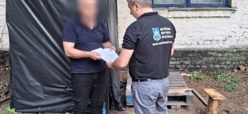 Понад 346 тисяч збитків громаді: поліцейські викрили посадовця у зловживанні службовим становищем