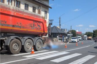 Одна людина загинула, двоє – травмовані в ДТП на Прикарпатті